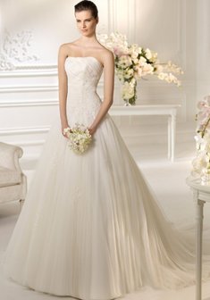 Свадебное платье L33492. А-силуэт, длинное со шлейфом.