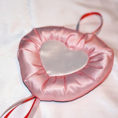 Подушечка для колец Б39530 - Студия свадебных аксессуаров Белый Цветок